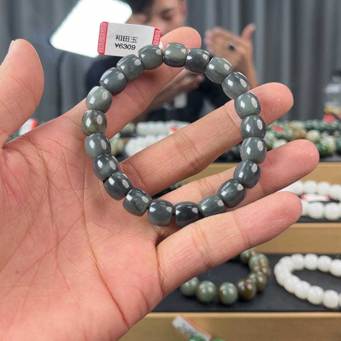 和田玉手链未镶嵌纯天然新疆和田玉青花10mm