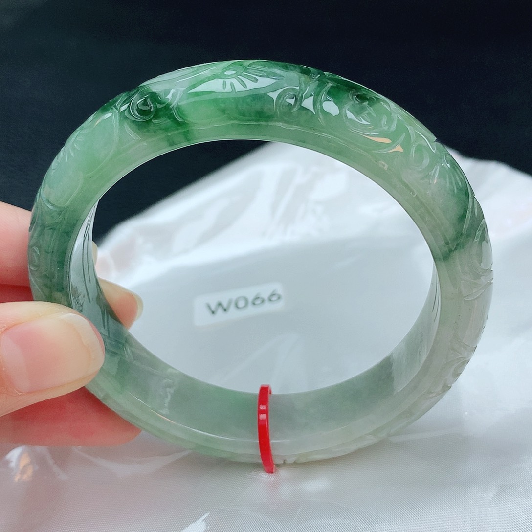 翡翠手镯未镶嵌缅甸天然A货翡翠手镯