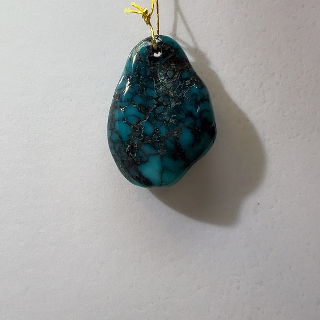 绿松石未镶嵌挂件