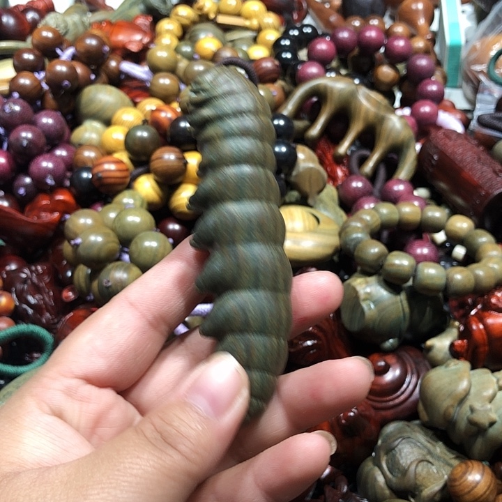 弎***喜维腊木（绿檀）1223665778999447