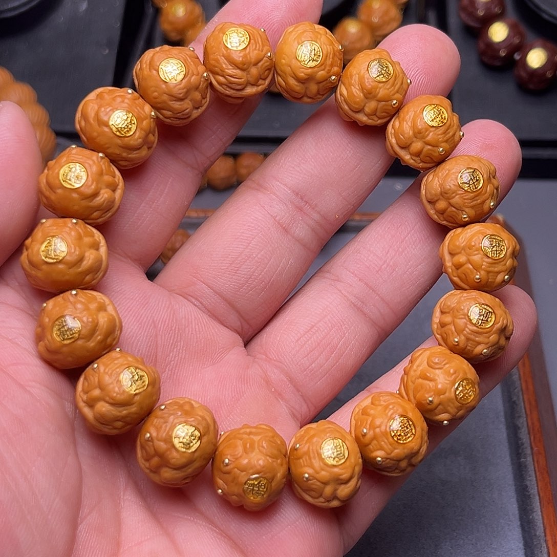 猴头核桃吊坠金蟾王1.6