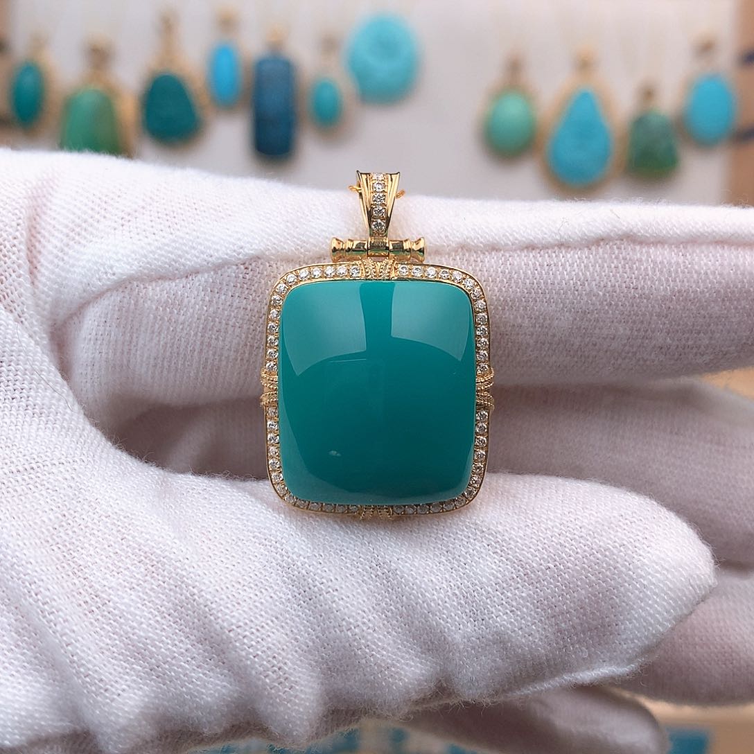 绿松石珠宝奇石18K金镶嵌