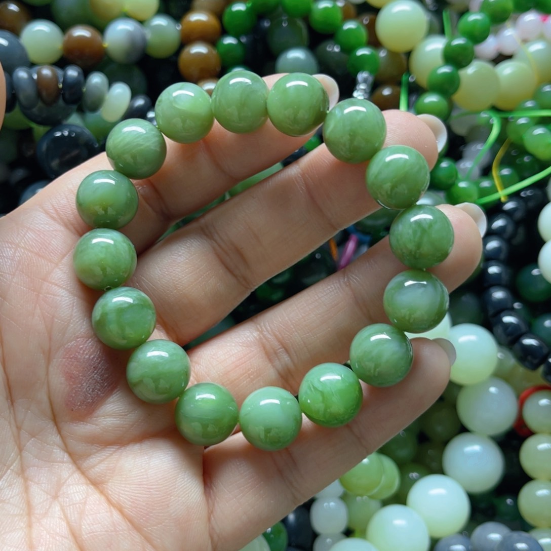 和田玉手链未镶嵌