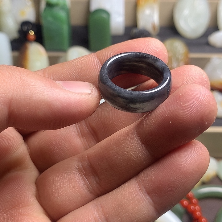 和田玉戒指未镶嵌