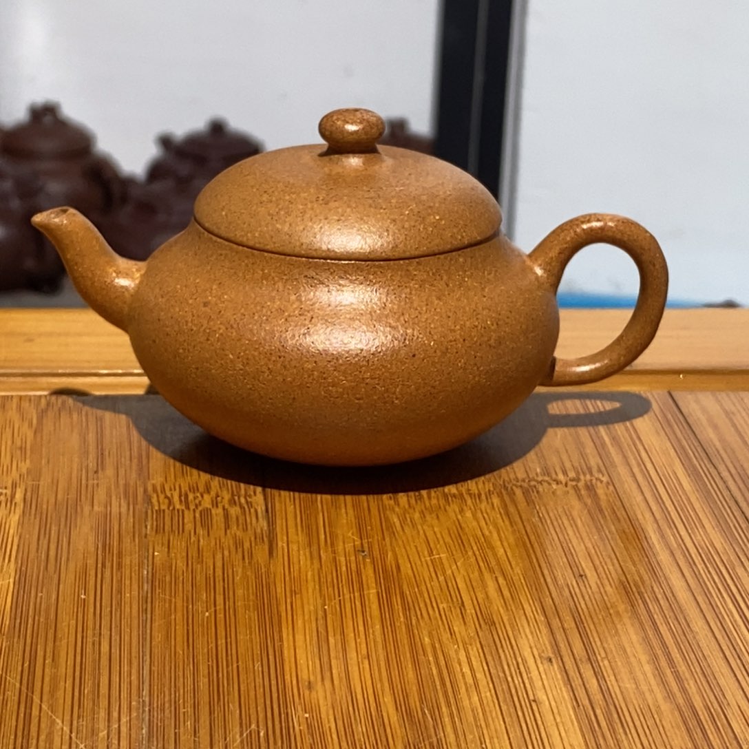 茶壶紫砂紫砂壶。紫砂壶。