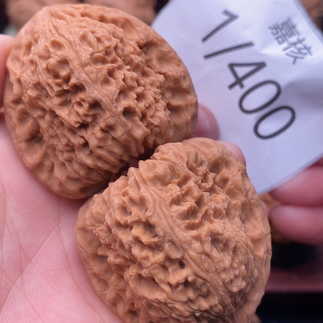 文玩核桃把件42老款南疆石