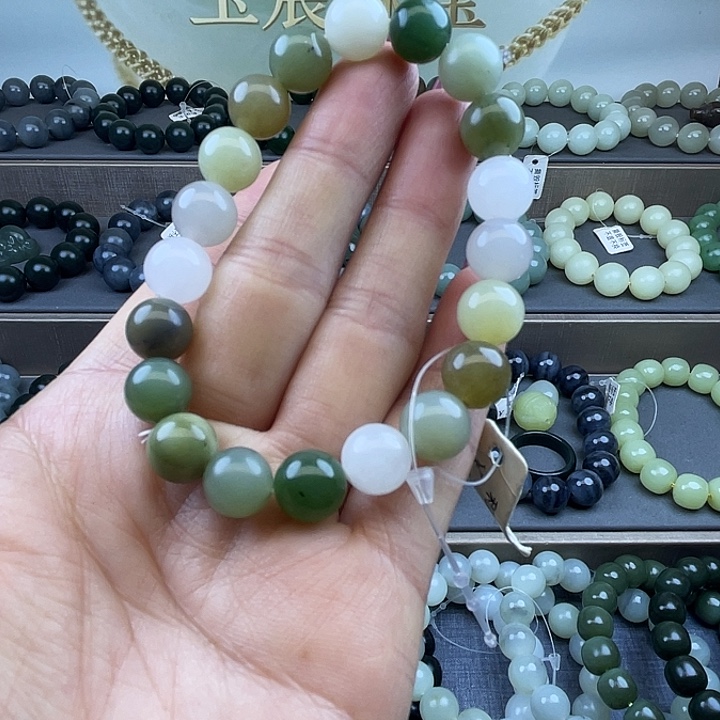 和田玉未镶嵌手链