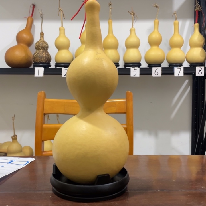 少***帅长嘴46肚八宝葫芦