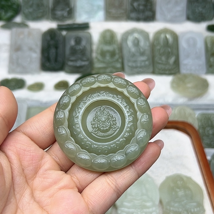 和田玉颈饰未镶嵌佑****哥