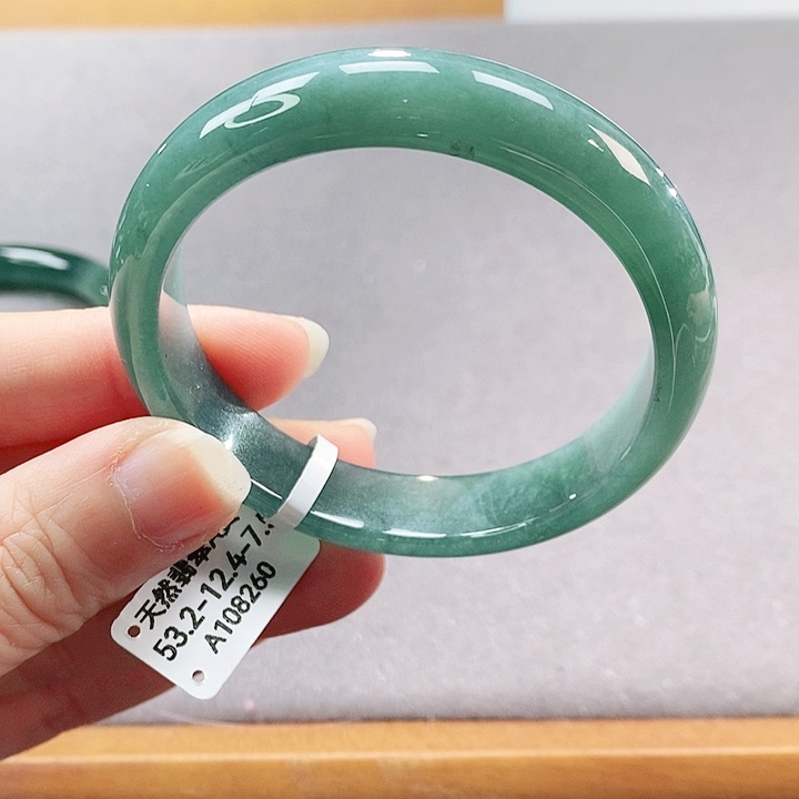 【闪购商品】翡翠手镯（圆镯）未镶嵌