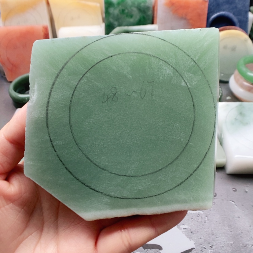 【闪购商品】定制石英质玉定制