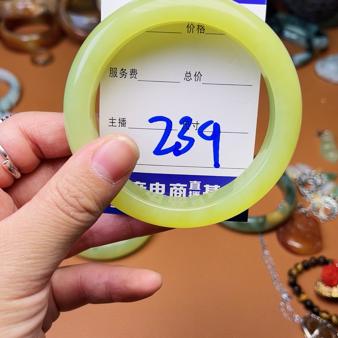 石英质玉颈饰银S925镶嵌