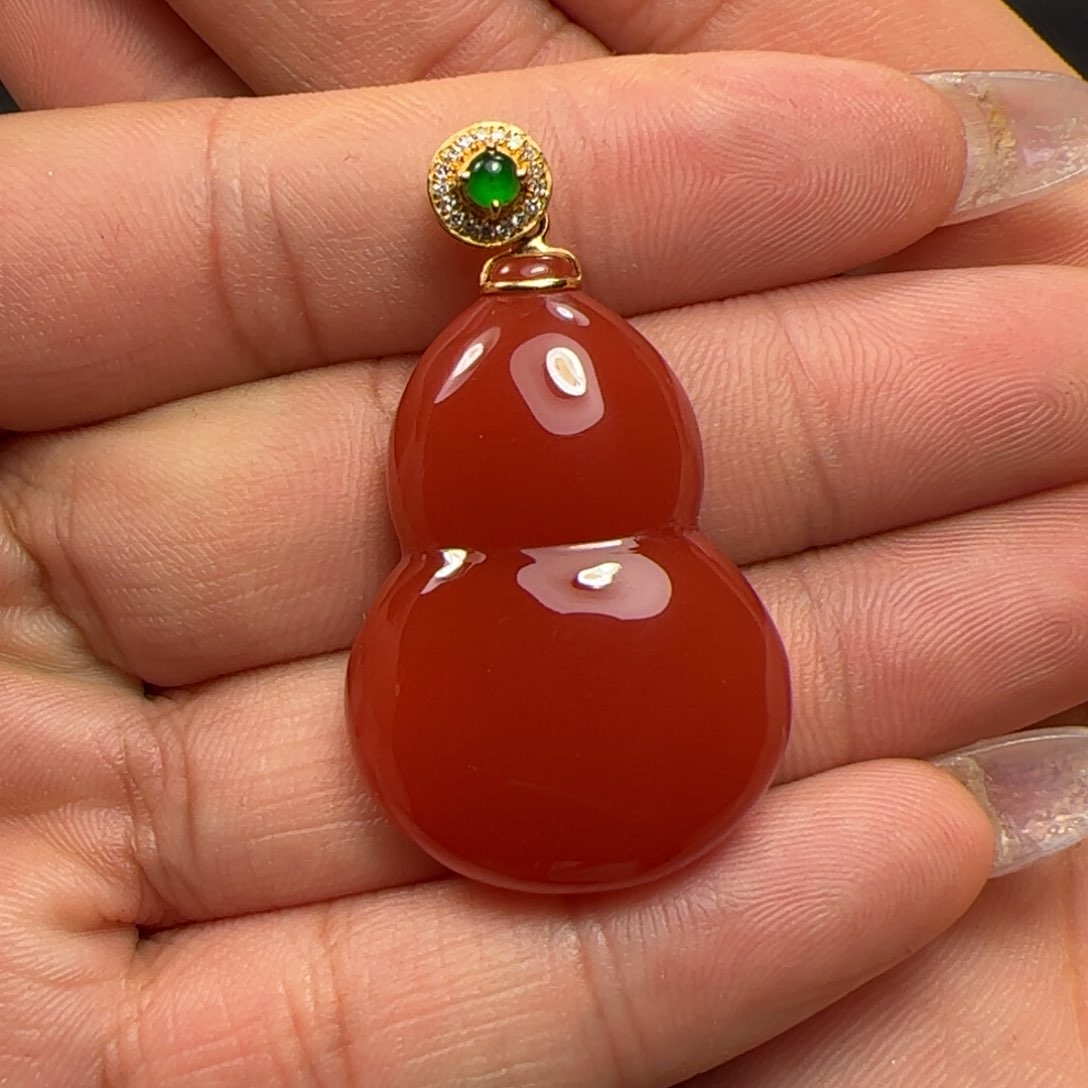 南红玛瑙吊坠18K金镶嵌新*
