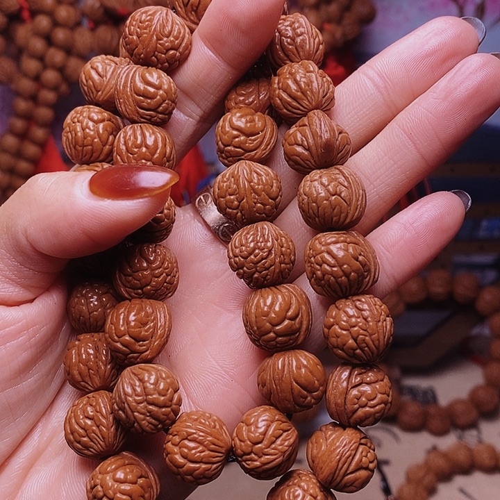 桃核吊坠龙纹桃枭