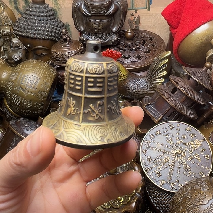 铜器摆件老王直播间