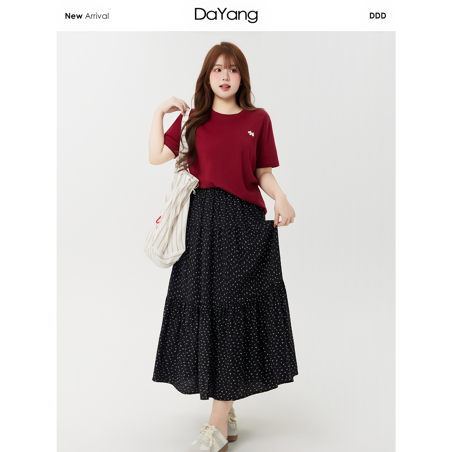 120斤的大杨 大码黑色碎花半身裙女小个子梨型身材遮胯a字裙2371