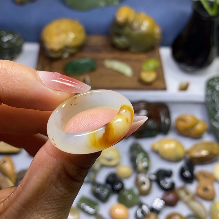 蛇纹石玉未镶嵌岫玉花玉20.3口