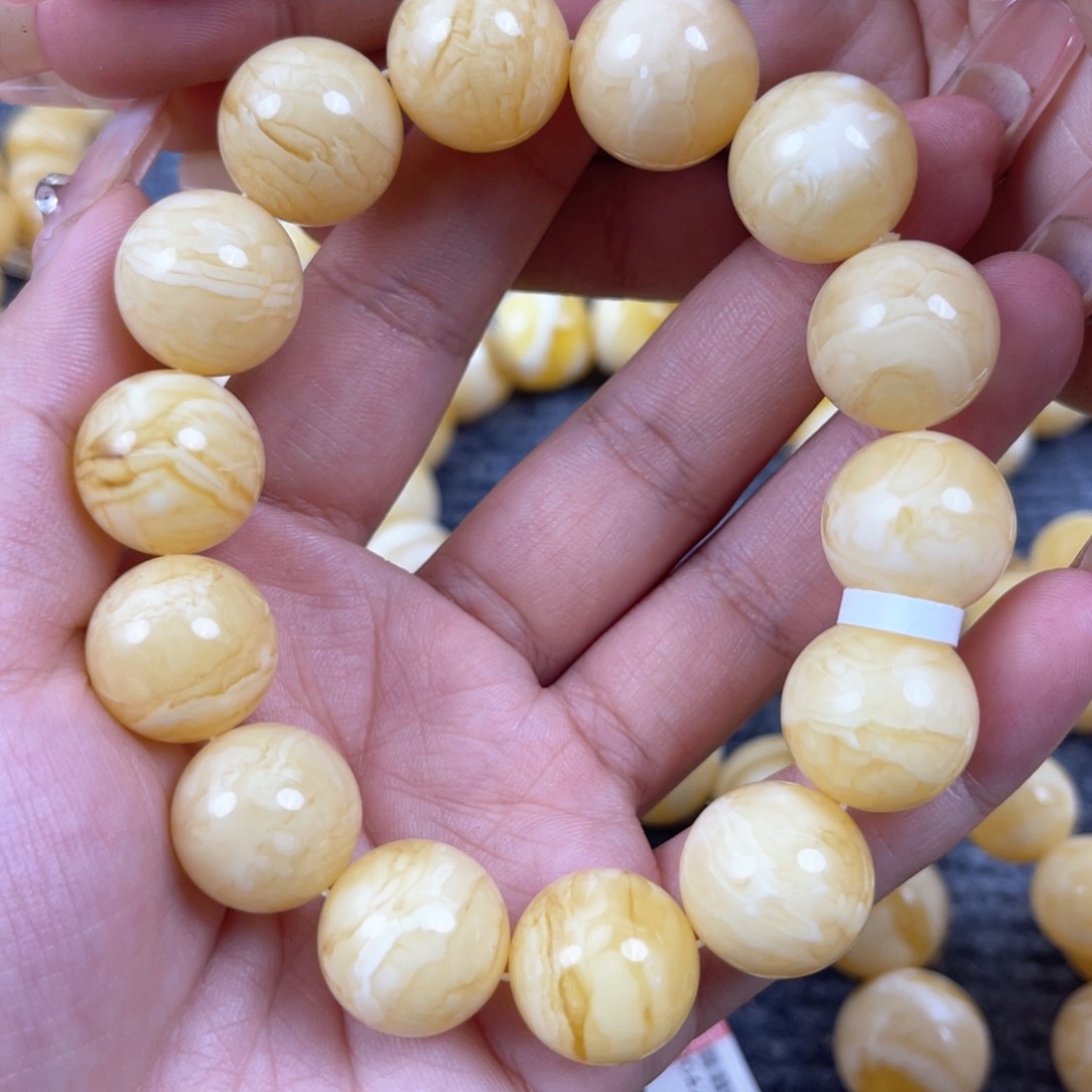 琥珀裸石未镶嵌尺寸16