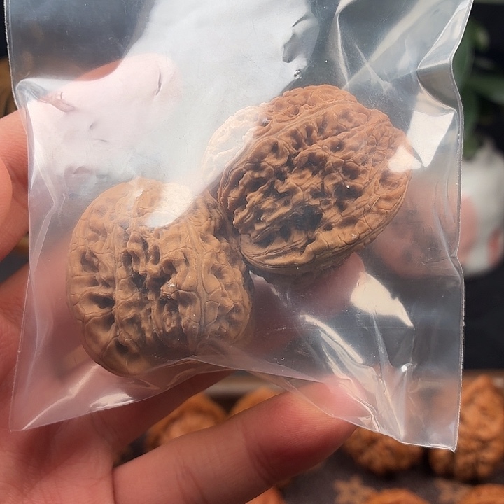 m***n吊坠文玩核桃红玛瑙 