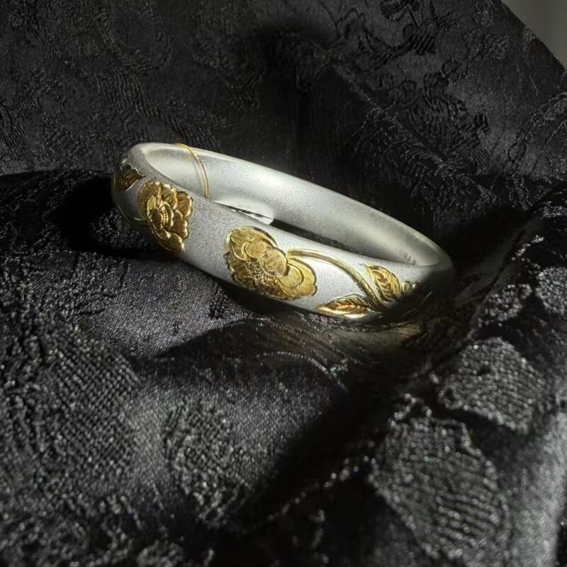 足银手镯 喜宝春花银镀金足银999手镯 金枝玉叶荷塘月色手镯