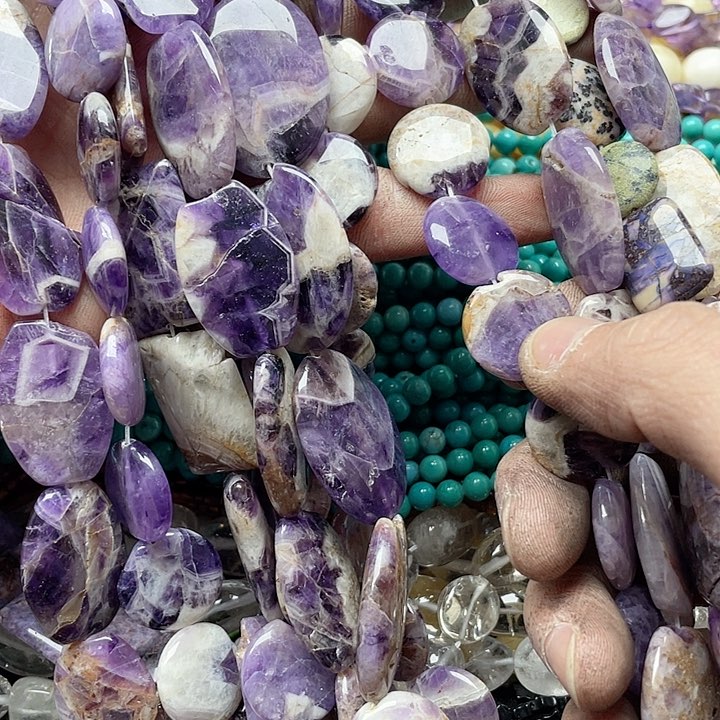 玛瑙/玉髓珠宝半成品未镶嵌一条老矿紫水晶