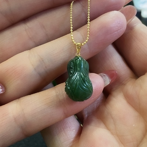 和田玉吊坠(不含链)未镶嵌