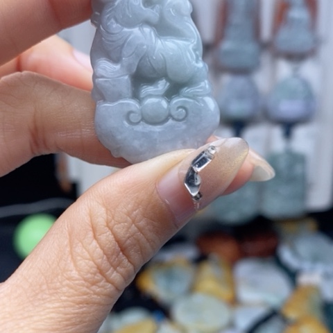 翡翠颈饰未镶嵌翡翠