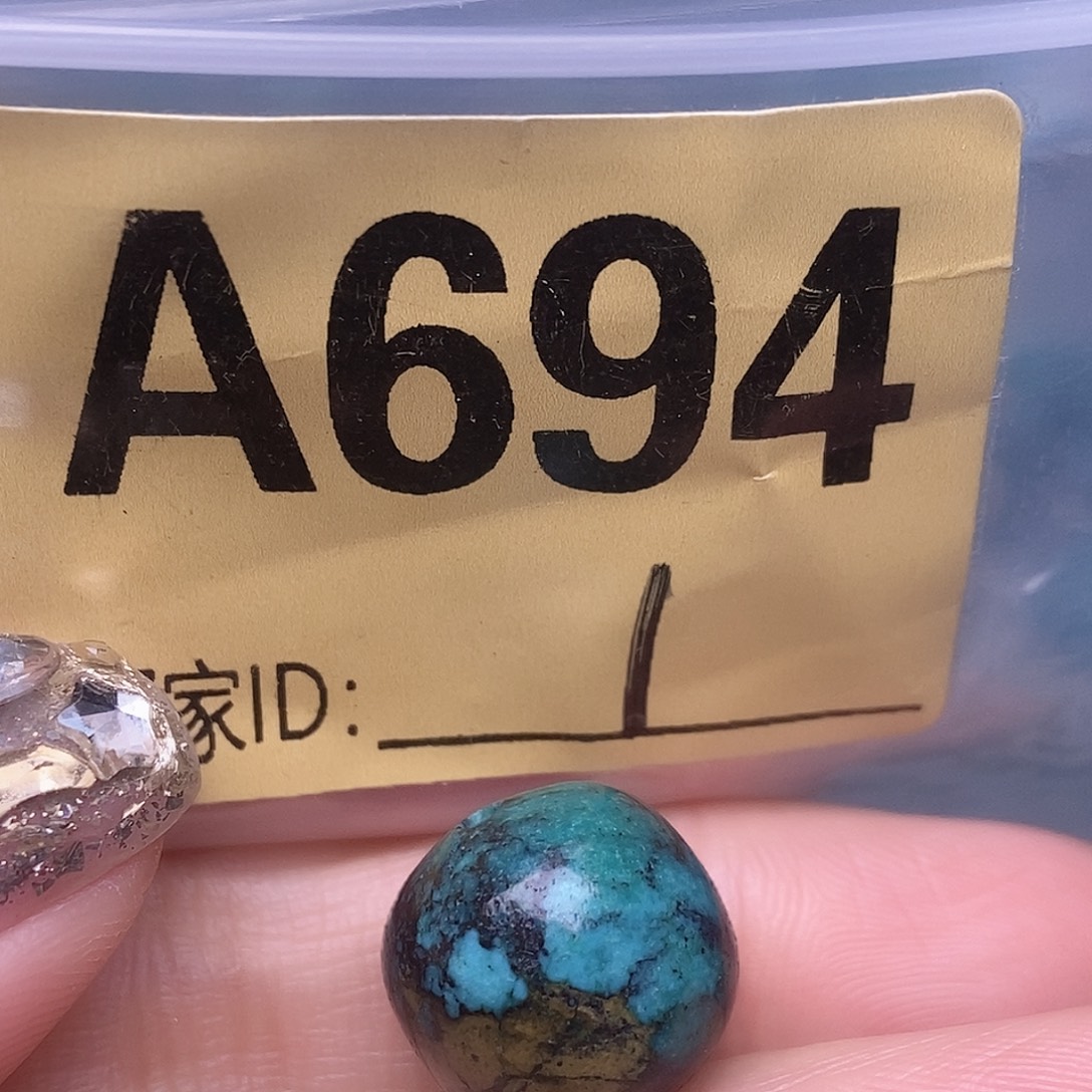 十堰原生态绿石头特色手工配饰