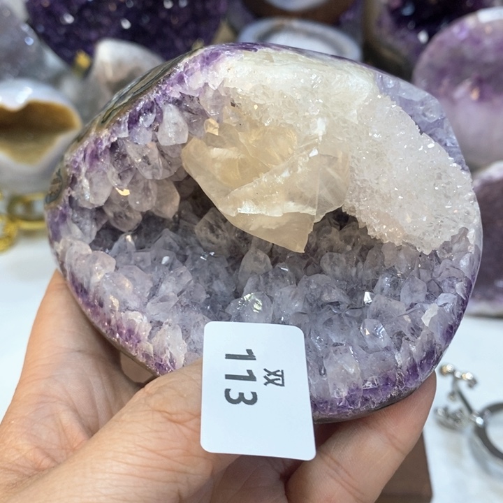 水晶大型摆件（非配饰）未镶嵌