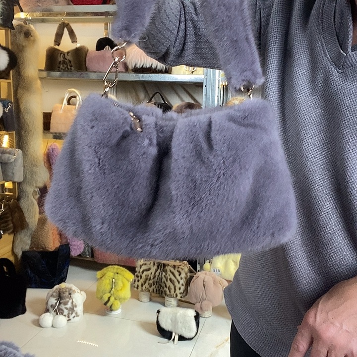 娃叔皮草水貂毛云朵包