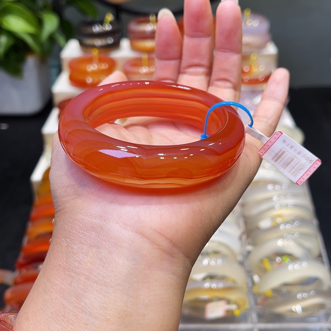 玛瑙/玉髓未镶嵌手镯