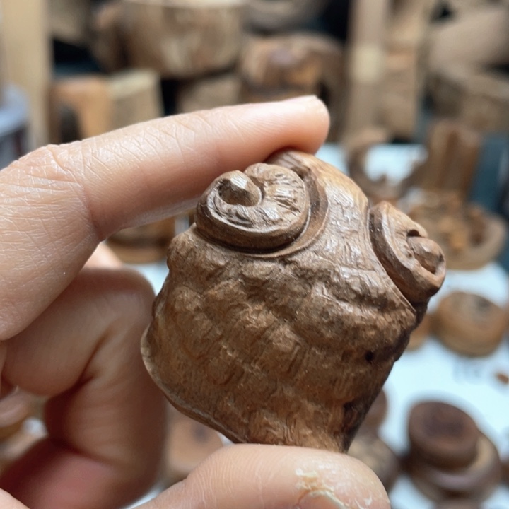 梅***红檀香木原汁原味老山檀香