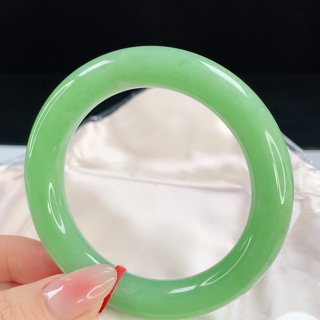 未镶嵌手镯翡翠814