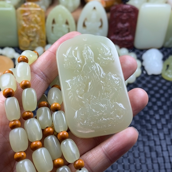 昆仑料九龙观音坠