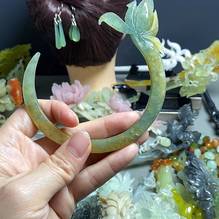 写***娅岫玉未镶嵌发簪发簪