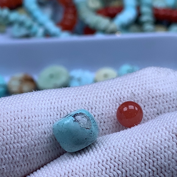 南红玛瑙未镶嵌珠宝奇石