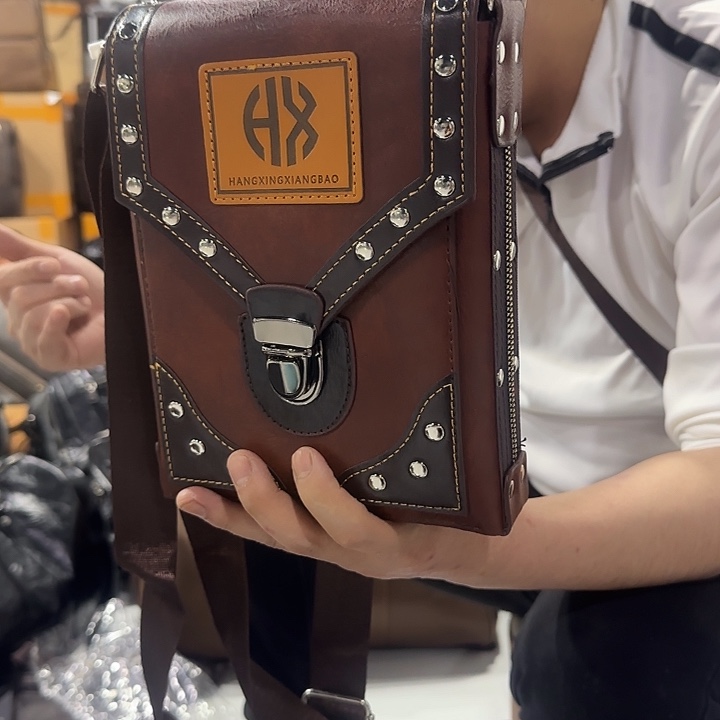 小牛皮（革）牛皮（革）头层牛皮353