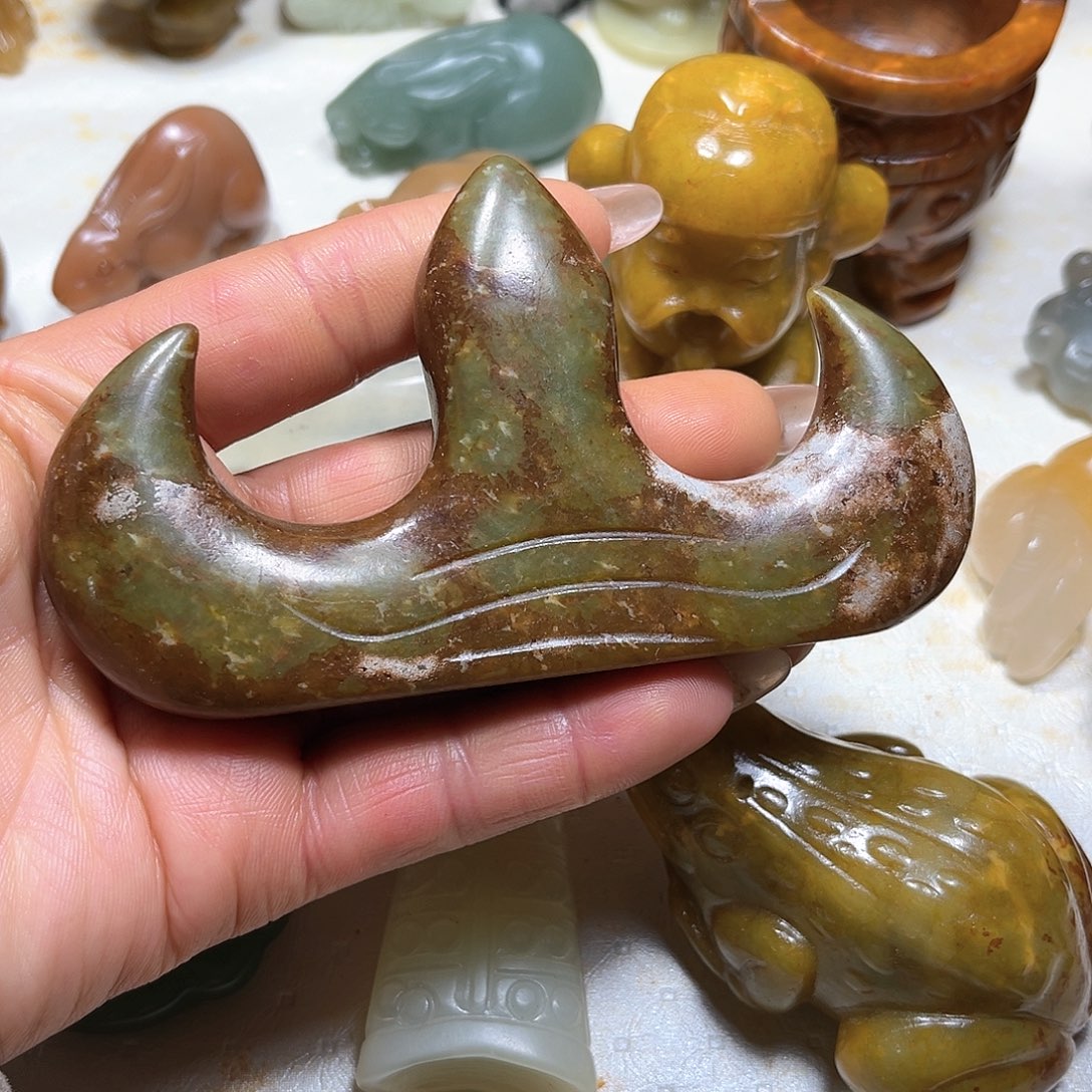 白玉菩提吊坠白玉菩提吊坠