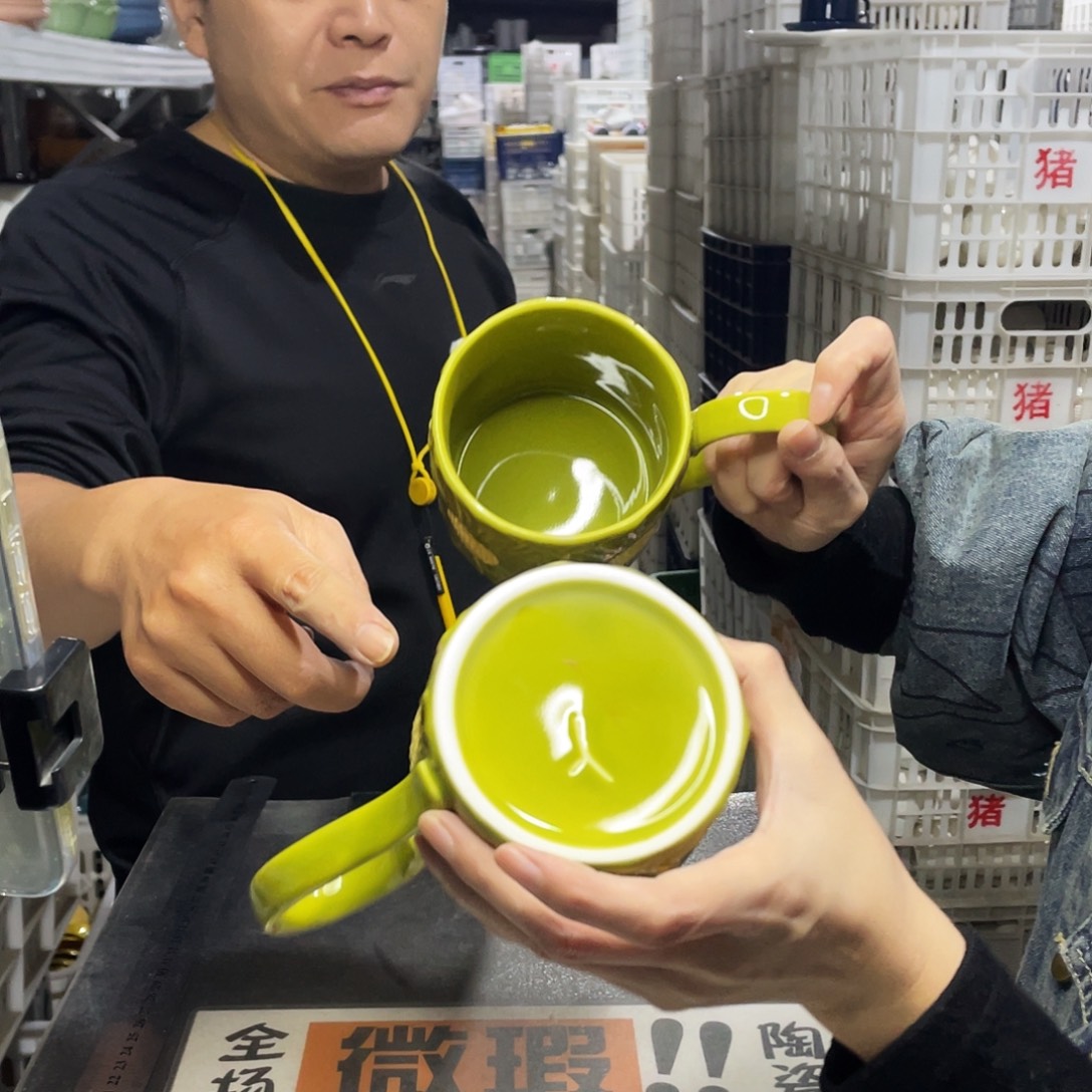 瓷片417               4个开裂