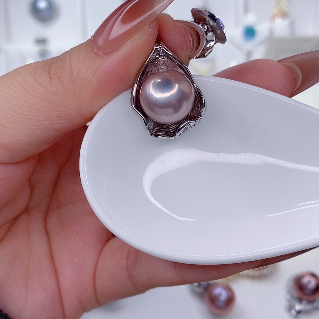 淡水珍珠未镶嵌吊坠(赠链)