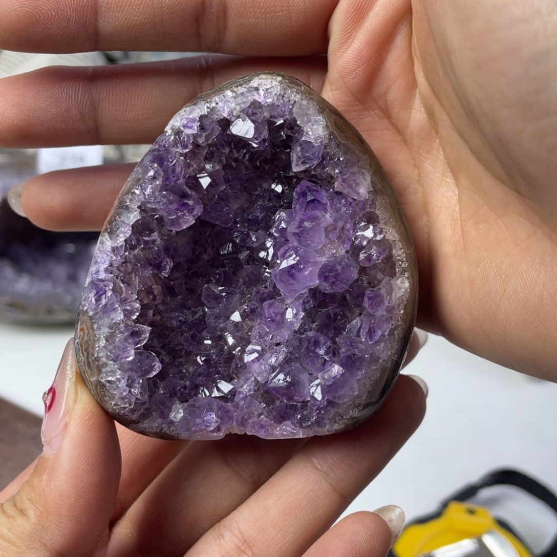 紫晶大型摆件（非配饰）未镶嵌