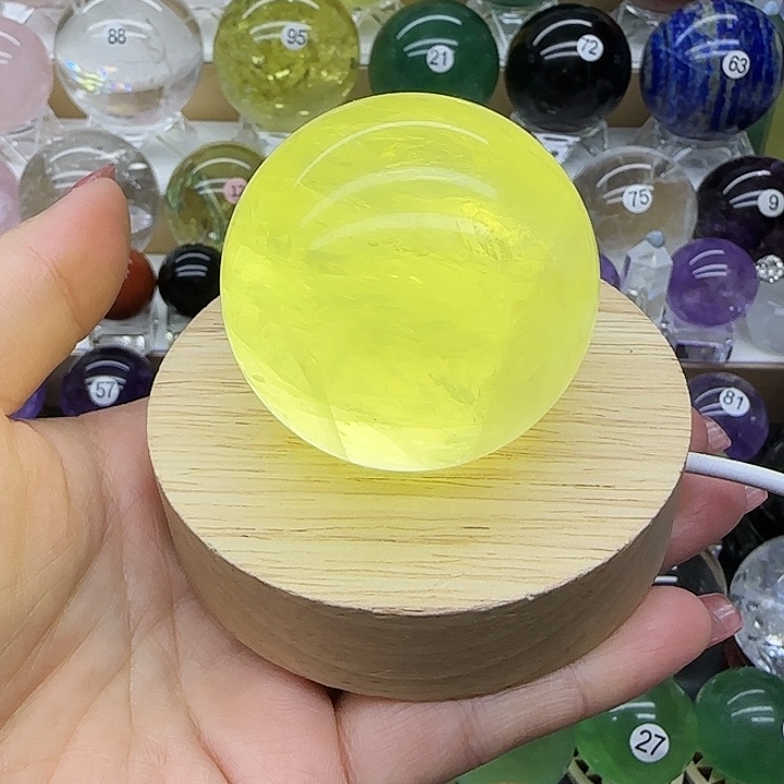 未镶嵌水晶珠宝半成品