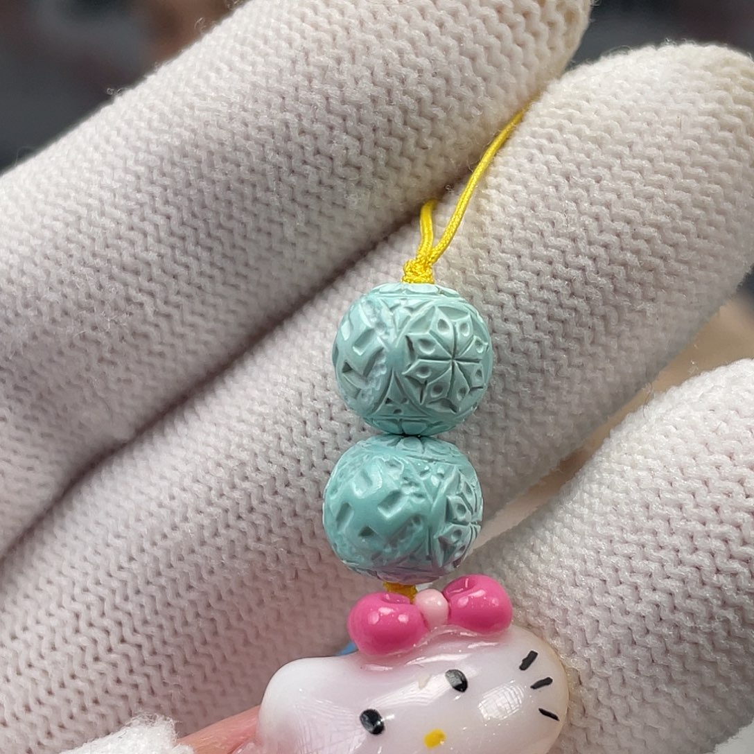 绿松石未镶嵌挂件