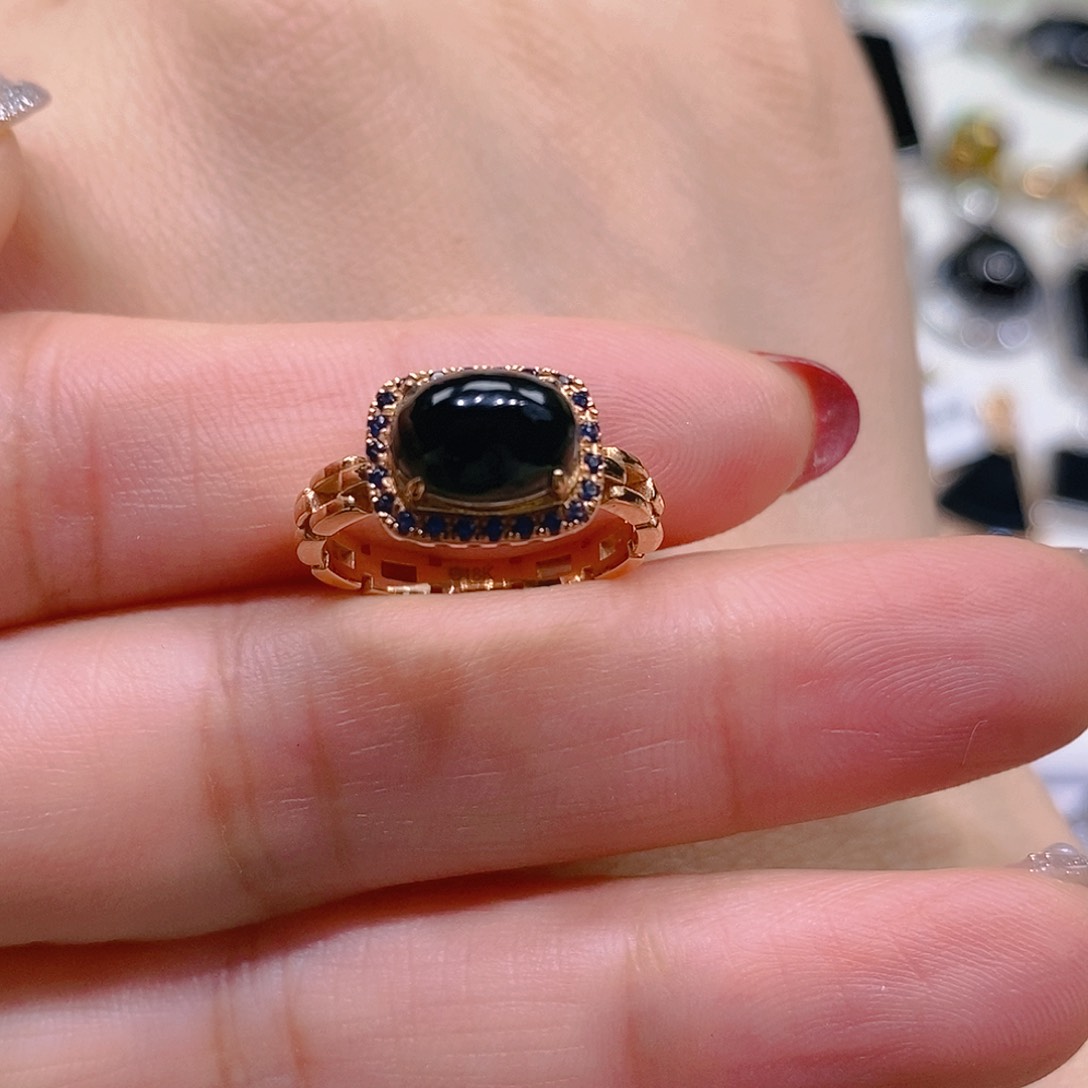 翡翠戒指18K金镶嵌戒指