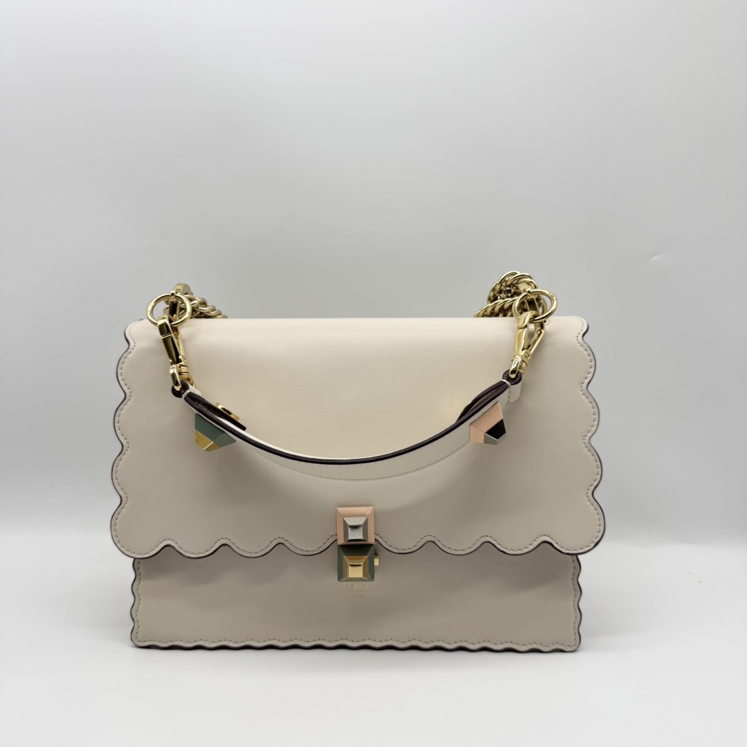 95新 FENDI/芬迪 kanl系列 中号 手提 花边 斜跨包