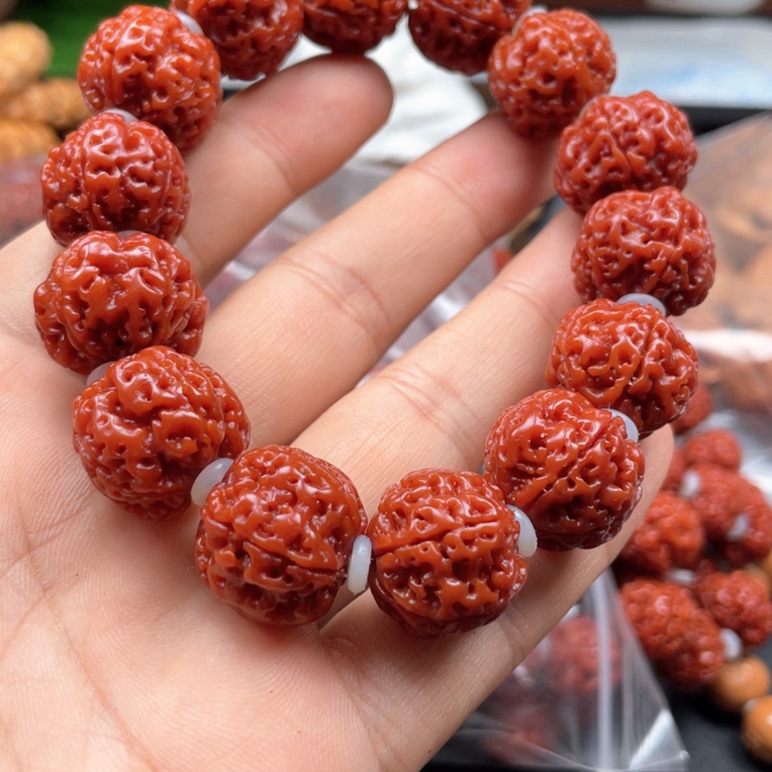 吊坠猴头核桃橄榄