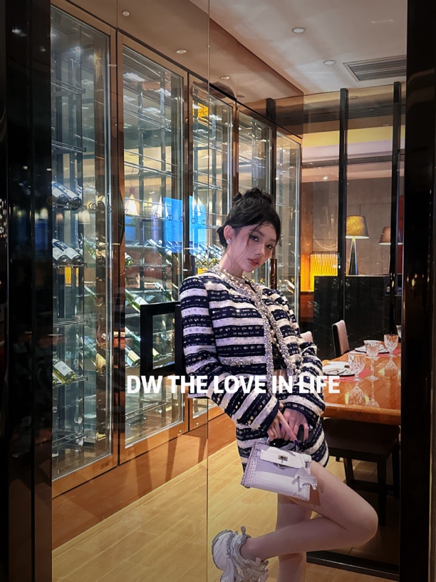 25SS//DW 高定蓝白条纹重工钉珠海军风外套