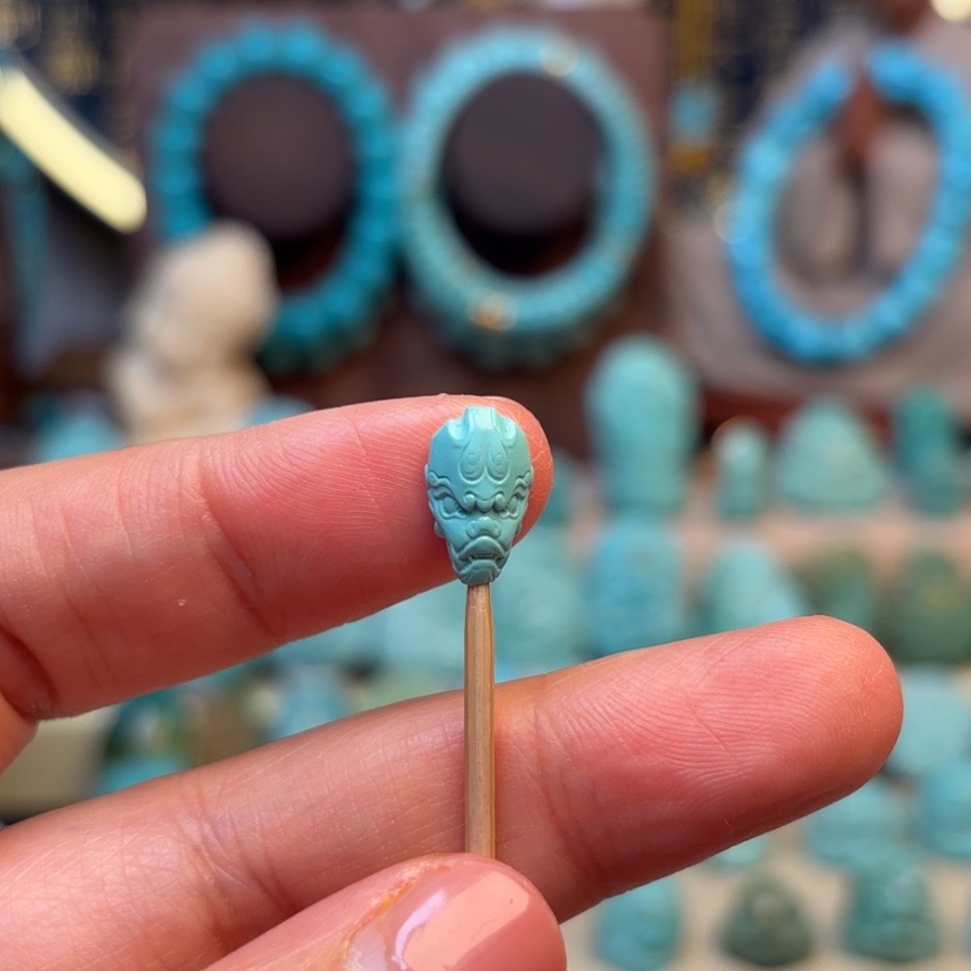 南红玛瑙配饰未镶嵌