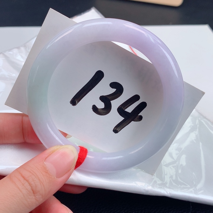 翡翠手镯未镶嵌正