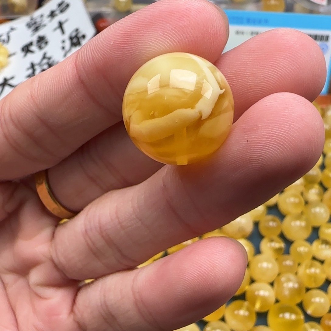 蜜蜡裸石未镶嵌天然c37